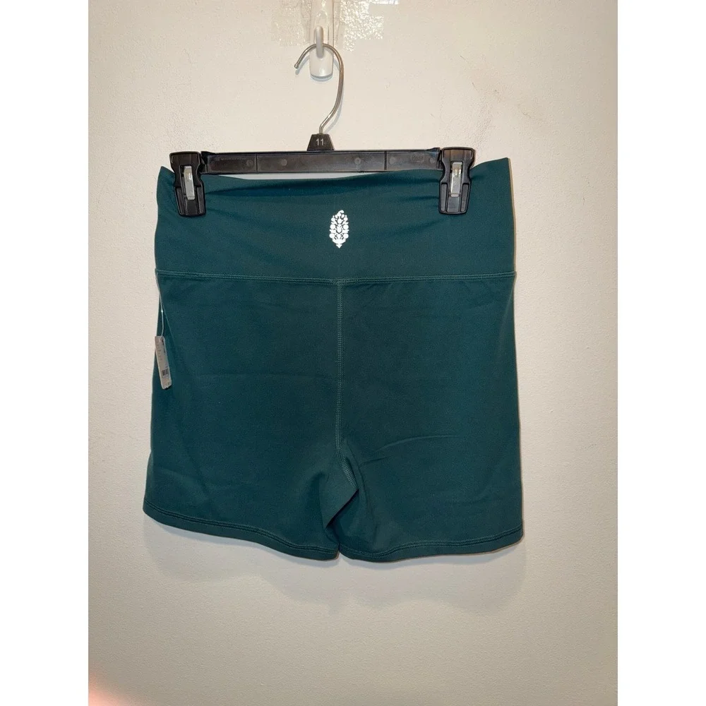 Free People Movement Never Better Biker Shorts. Size Large (NWTS) - Picture 3 of 7